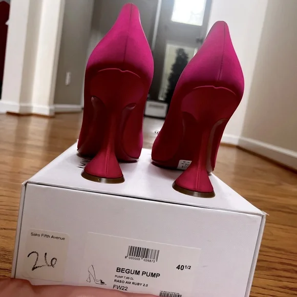 AMINA MUADDI Begum Fuchsia embellished satin pumps in 40.5 - Picture 8 of 11